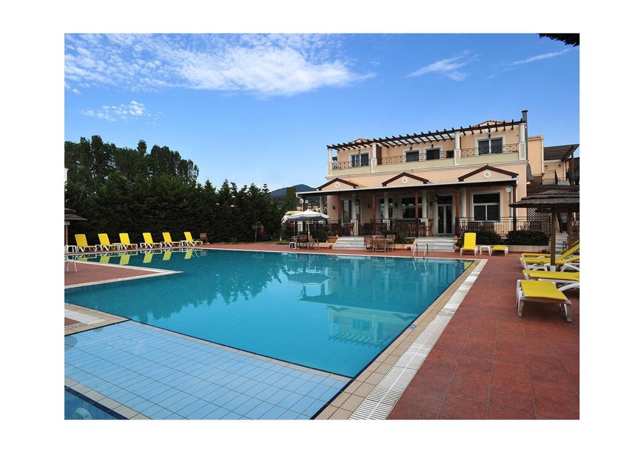 Thinalos Aparthotel Ахарави Экстерьер фото